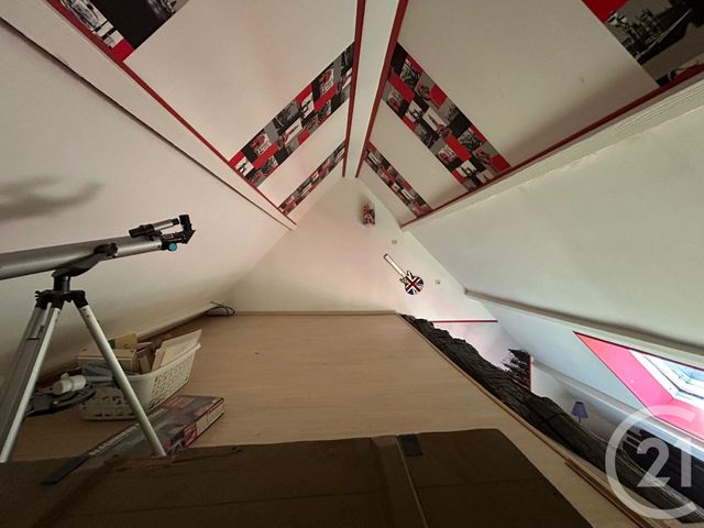 Afficher la photo en grand Maison à vendre - 7 pièces - 175 m2 - Gonneville Sur Mer - 14 - BASSE-NORMANDIE