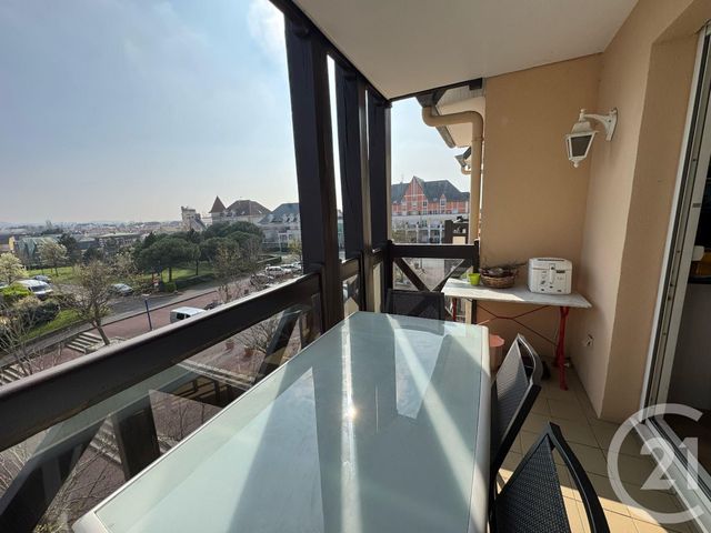 Afficher la photo en grand Appartement F4 à vendre - 4 pièces - 74,85 m2 - Dives Sur Mer - 14 - BASSE-NORMANDIE