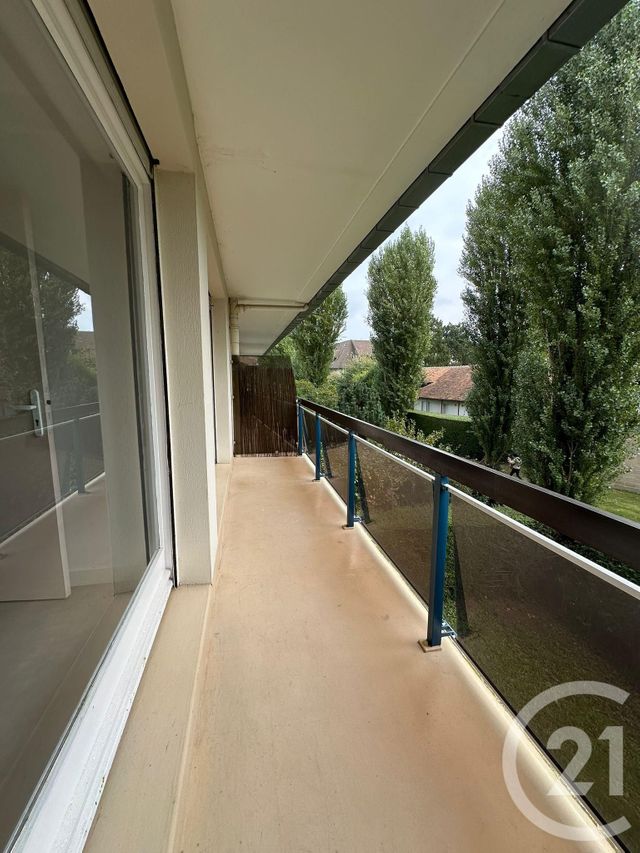 Afficher la photo en grand Appartement à louer - 2 pièces - 38,14 m2 - Houlgate - 14 - BASSE-NORMANDIE