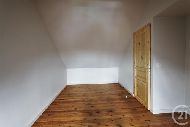 Maison &agrave; louer - 5 pi&egrave;ces - 82,39 m2 - Houlgate - 14 - BASSE-NORMANDIE