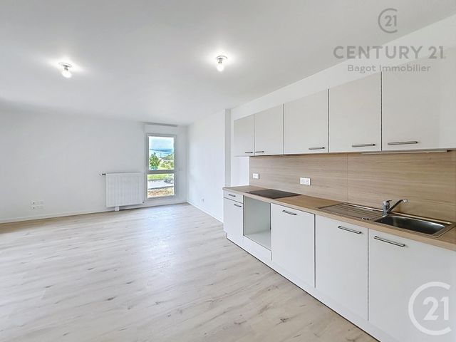 Appartement F4 &agrave; louer - 4 pi&egrave;ces - 81,41 m2 - Dives Sur Mer - 14 - BASSE-NORMANDIE
