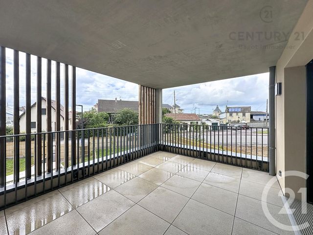 Appartement F4 &agrave; louer - 4 pi&egrave;ces - 81,41 m2 - Dives Sur Mer - 14 - BASSE-NORMANDIE