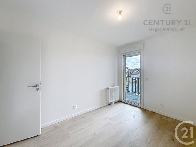Appartement F4 &agrave; louer - 4 pi&egrave;ces - 81,41 m2 - Dives Sur Mer - 14 - BASSE-NORMANDIE
