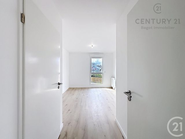 Appartement F4 &agrave; louer - 4 pi&egrave;ces - 81,41 m2 - Dives Sur Mer - 14 - BASSE-NORMANDIE