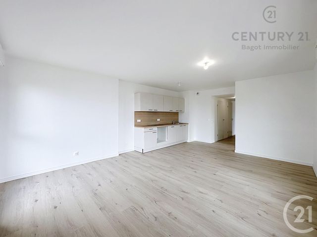Appartement F4 &agrave; louer - 4 pi&egrave;ces - 81,41 m2 - Dives Sur Mer - 14 - BASSE-NORMANDIE