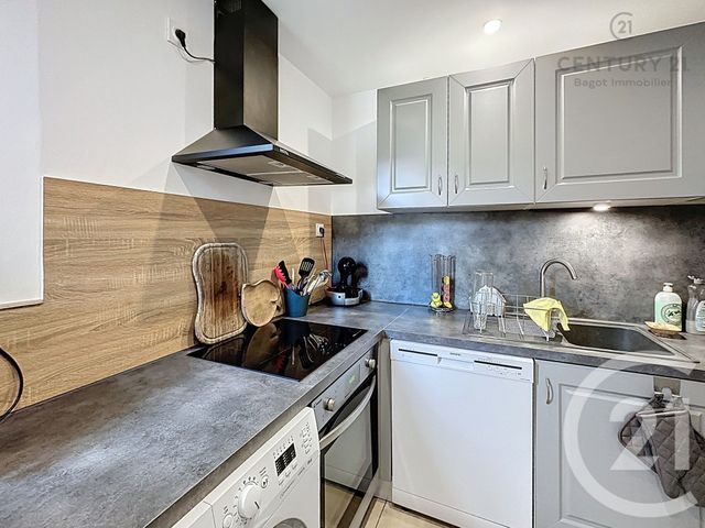 Maison &agrave; louer - 3 pi&egrave;ces - 84,09 m2 - Douville En Auge - 14 - BASSE-NORMANDIE