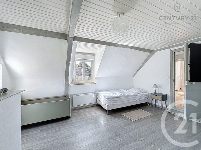 Maison &agrave; louer - 3 pi&egrave;ces - 84,09 m2 - Douville En Auge - 14 - BASSE-NORMANDIE