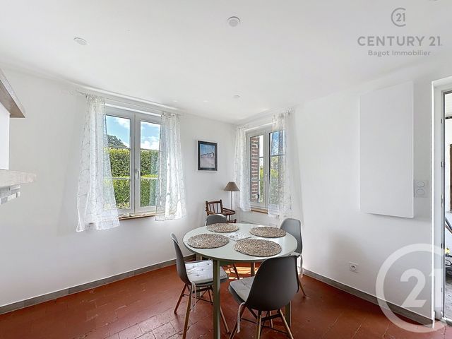 Maison &agrave; louer - 3 pi&egrave;ces - 84,09 m2 - Douville En Auge - 14 - BASSE-NORMANDIE