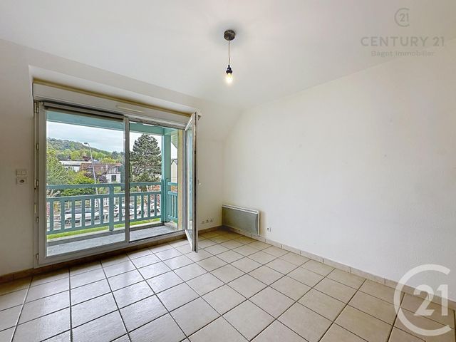 Appartement F2 &agrave; louer - 2 pi&egrave;ces - 37 m2 - Houlgate - 14 - BASSE-NORMANDIE