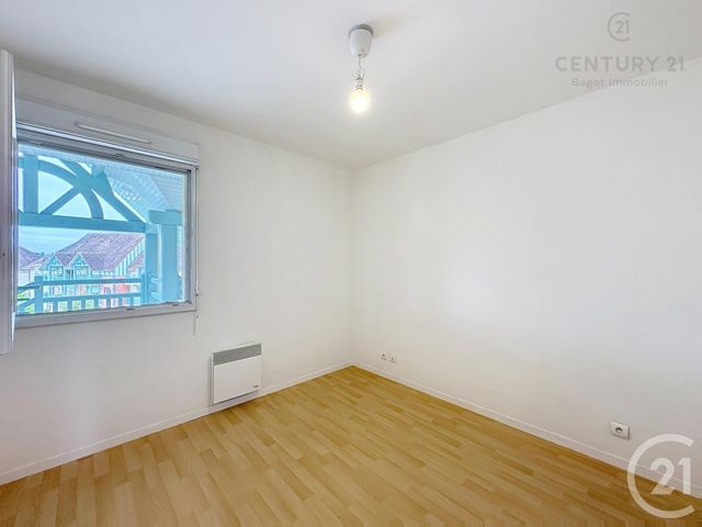 Appartement F2 &agrave; louer - 2 pi&egrave;ces - 37 m2 - Houlgate - 14 - BASSE-NORMANDIE