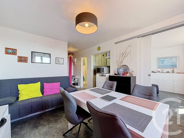 Appartement F2 + cabine &agrave; vendre - 2 pi&egrave;ces - 35,07 m2 - Houlgate - 14 - BASSE-NORMANDIE