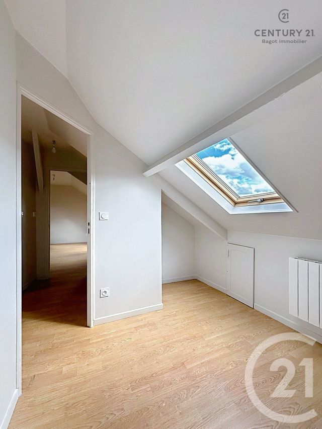 Appartement F4 &agrave; louer - 4 pi&egrave;ces - 90,58 m2 - Dives Sur Mer - 14 - BASSE-NORMANDIE