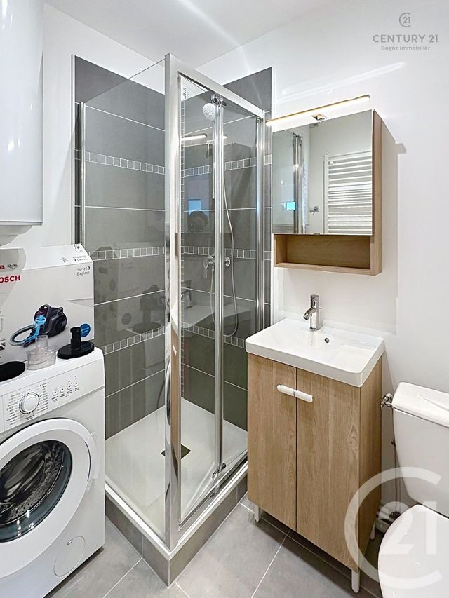 Appartement F2 + cabine &agrave; louer - 2 pi&egrave;ces - 35,91 m2 - Houlgate - 14 - BASSE-NORMANDIE