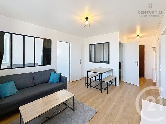 Appartement F2 + cabine &agrave; louer - 2 pi&egrave;ces - 35,91 m2 - Houlgate - 14 - BASSE-NORMANDIE