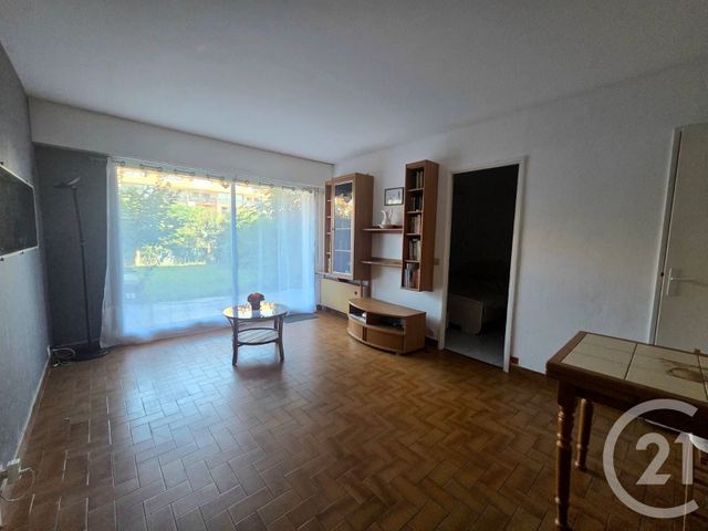 Afficher la photo en grand Appartement F2 à vendre - 2 pièces - 40,42 m2 - Villers Sur Mer - 14 - BASSE-NORMANDIE