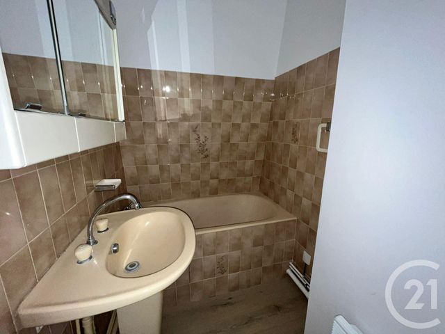Appartement F2 &agrave; louer - 2 pi&egrave;ces - 34,45 m2 - Villers Sur Mer - 14 - BASSE-NORMANDIE
