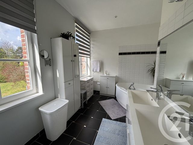 Maison à vendre - 6 pièces - 144,46 m2 - Equemauville - 14 - BASSE-NORMANDIE