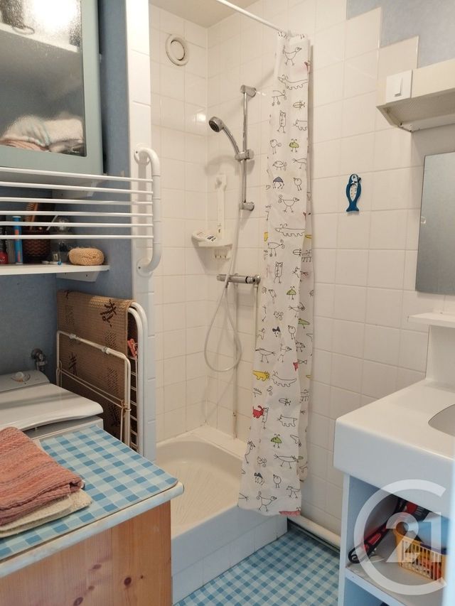 Afficher la photo en grand Appartement F2 à vendre - 2 pièces - 33,40 m2 - Villers Sur Mer - 14 - BASSE-NORMANDIE