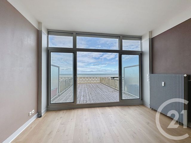Appartement F1 à louer BLONVILLE SUR MER