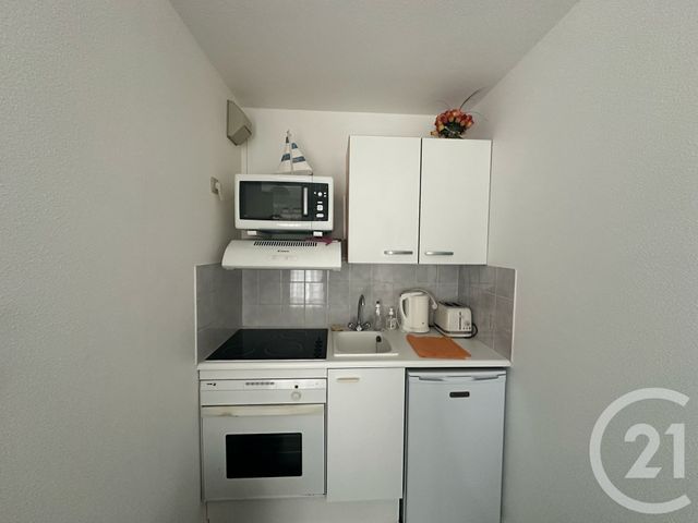 Afficher la photo en grand Appartement à louer - 2 pièces - 21,28 m2 - Villers Sur Mer - 14 - BASSE-NORMANDIE