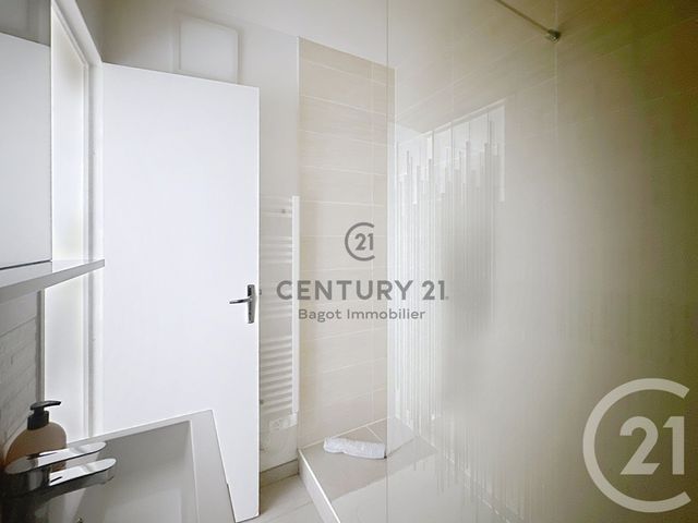 Appartement F2 &agrave; louer - 2 pi&egrave;ces - 28 m2 - Blonville Sur Mer - 14 - BASSE-NORMANDIE