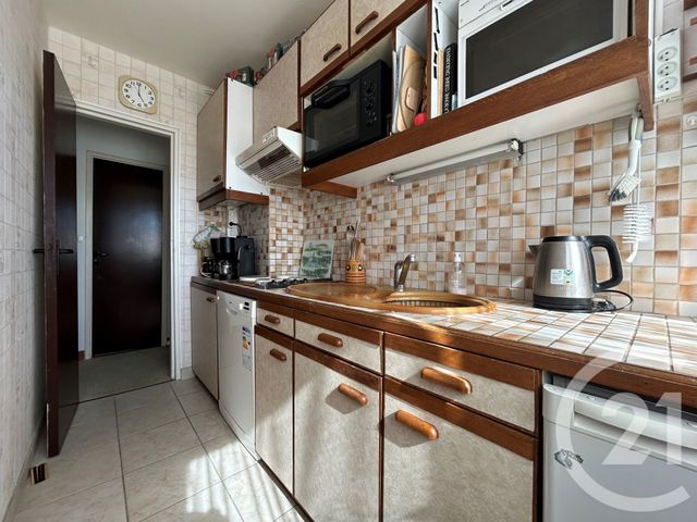 Afficher la photo en grand Appartement à vendre - 3 pièces - 53 m2 - Villers Sur Mer - 14 - BASSE-NORMANDIE