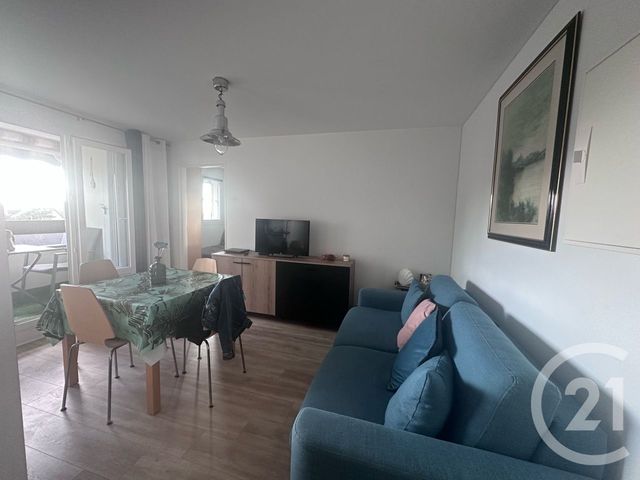 Afficher la photo en grand Appartement à louer - 2 pièces - 24,75 m2 - Villers Sur Mer - 14 - BASSE-NORMANDIE