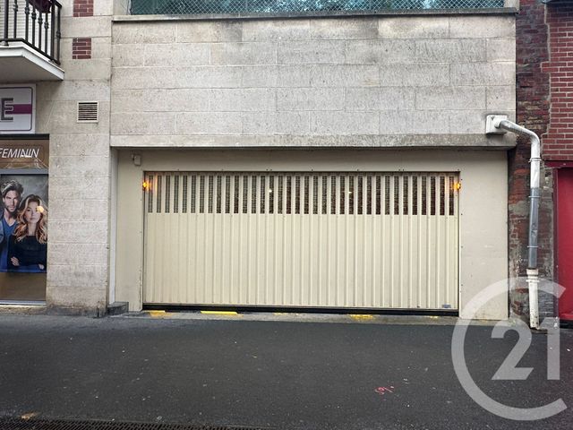 Afficher la photo en grand Parking à louer - 12 m2 - Trouville Sur Mer - 14 - BASSE-NORMANDIE
