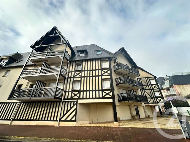 Appartement à louer BLONVILLE SUR MER