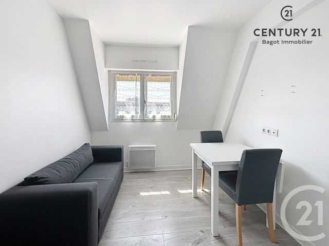 Appartement F2 &agrave; louer - 2 pi&egrave;ces - 27 m2 - Villers Sur Mer - 14 - BASSE-NORMANDIE