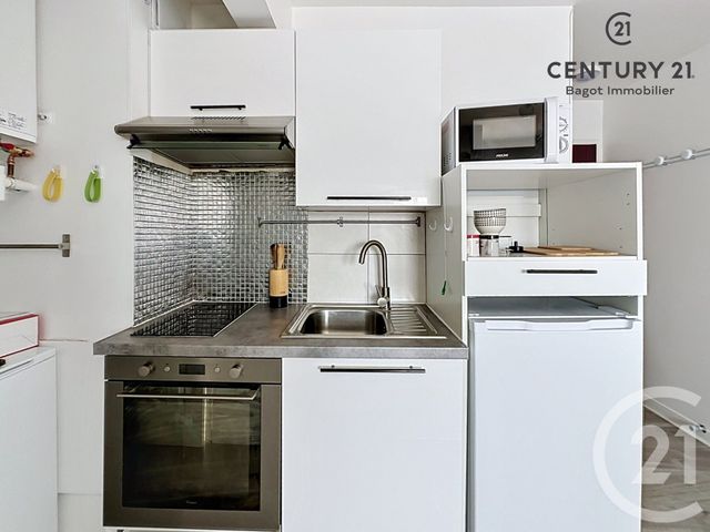 Appartement F2 &agrave; louer - 2 pi&egrave;ces - 27 m2 - Villers Sur Mer - 14 - BASSE-NORMANDIE