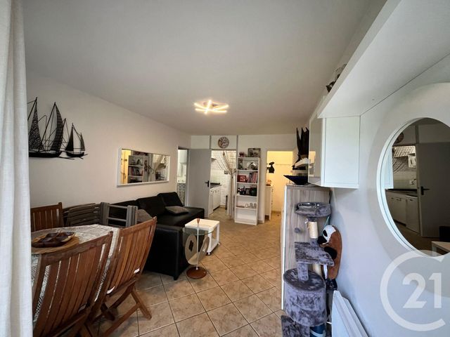 Appartement T2 à louer - 2 pièces - 36 m2 - Villers Sur Mer - 14 - BASSE-NORMANDIE