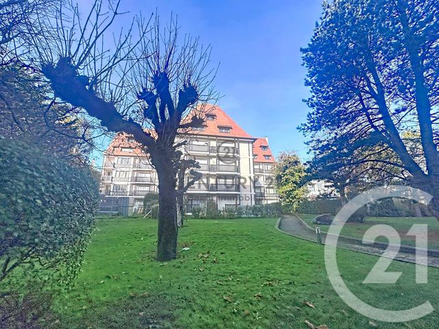 Appartement &agrave; louer - 2 pi&egrave;ces - 55 m2 - Deauville - 14 - BASSE-NORMANDIE