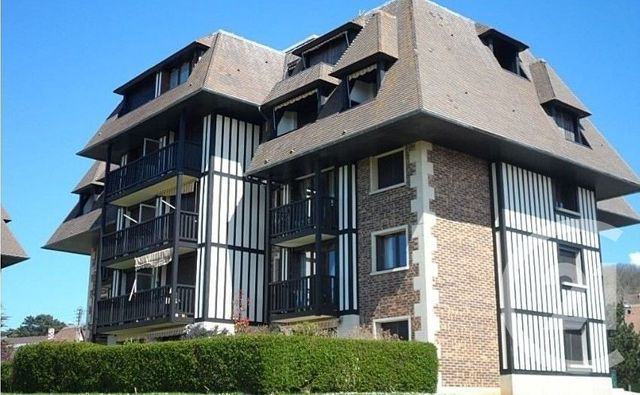 Appartement Studio à louer BLONVILLE SUR MER