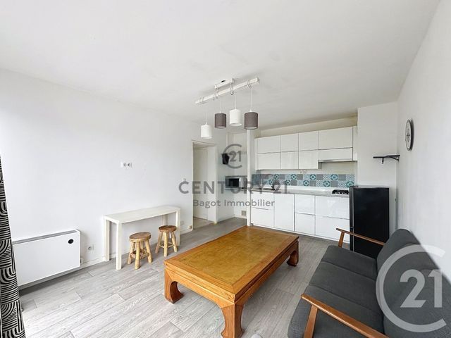 Appartement F2 &agrave; louer - 2 pi&egrave;ces - 31,23 m2 - Villers Sur Mer - 14 - BASSE-NORMANDIE