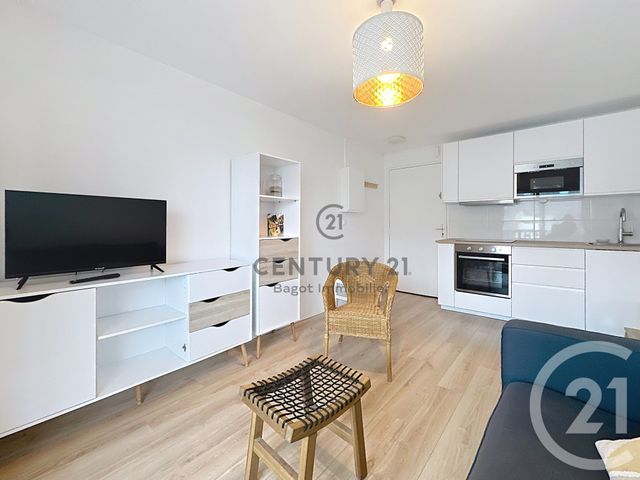 Appartement F2 &agrave; louer - 2 pi&egrave;ces - 25 m2 - Villers Sur Mer - 14 - BASSE-NORMANDIE