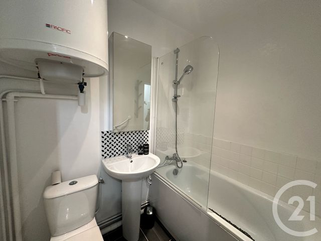 Appartement Studio &agrave; louer - 1 pi&egrave;ce - 17,51 m2 - Villers Sur Mer - 14 - BASSE-NORMANDIE