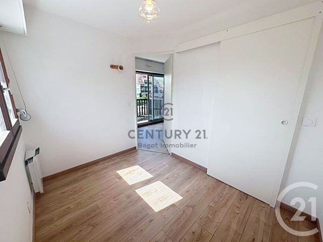 Appartement F2 &agrave; louer - 2 pi&egrave;ces - 24,87 m2 - Villers Sur Mer - 14 - BASSE-NORMANDIE