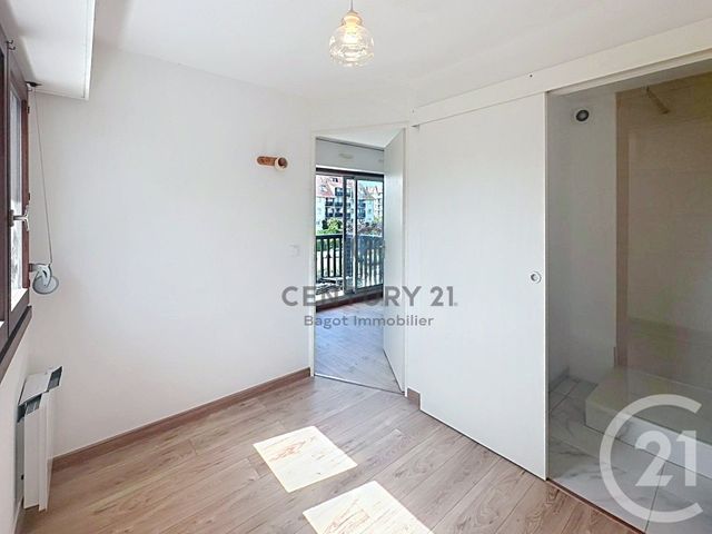 Appartement F2 &agrave; louer - 2 pi&egrave;ces - 24,87 m2 - Villers Sur Mer - 14 - BASSE-NORMANDIE