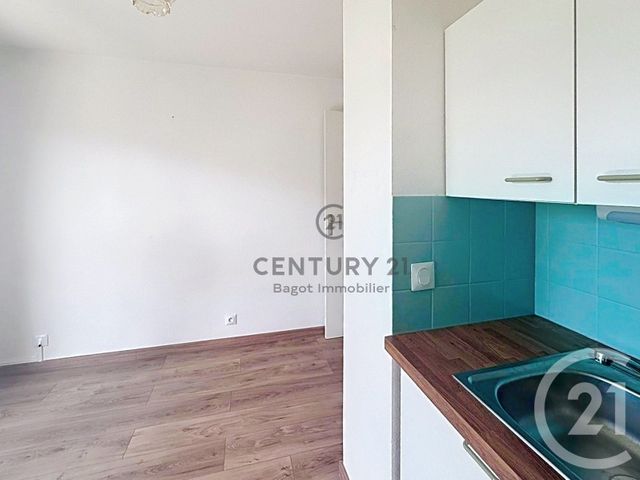 Appartement F2 &agrave; louer - 2 pi&egrave;ces - 24,87 m2 - Villers Sur Mer - 14 - BASSE-NORMANDIE