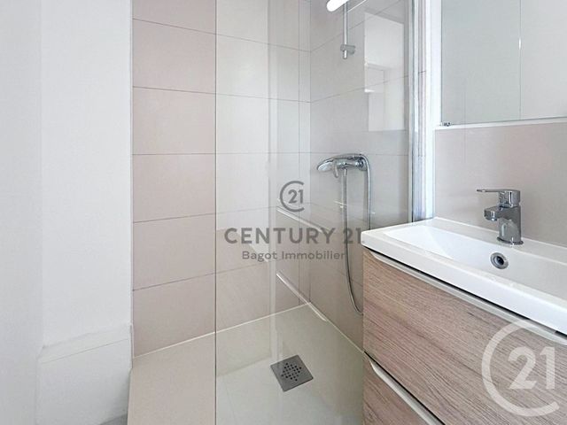 Appartement F2 &agrave; louer - 2 pi&egrave;ces - 24,87 m2 - Villers Sur Mer - 14 - BASSE-NORMANDIE