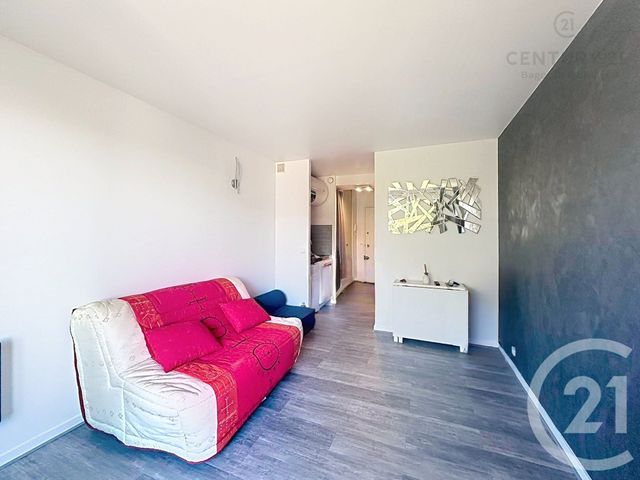 Appartement Studio &agrave; louer - 1 pi&egrave;ce - 20,08 m2 - Blonville Sur Mer - 14 - BASSE-NORMANDIE