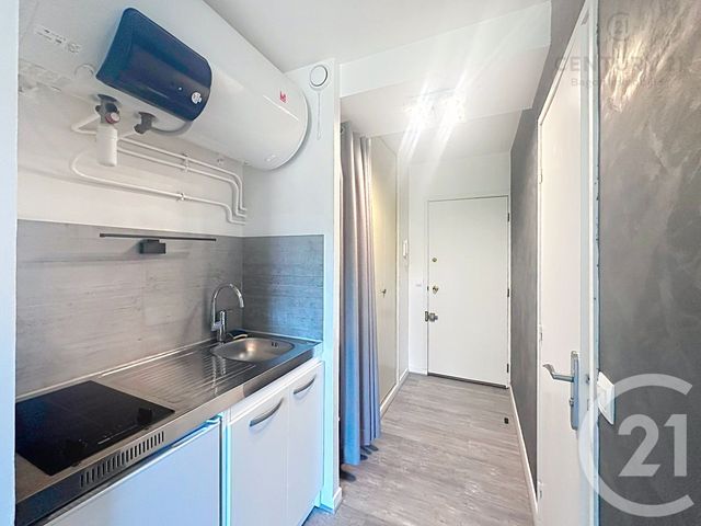 Appartement Studio &agrave; louer - 1 pi&egrave;ce - 20,08 m2 - Blonville Sur Mer - 14 - BASSE-NORMANDIE