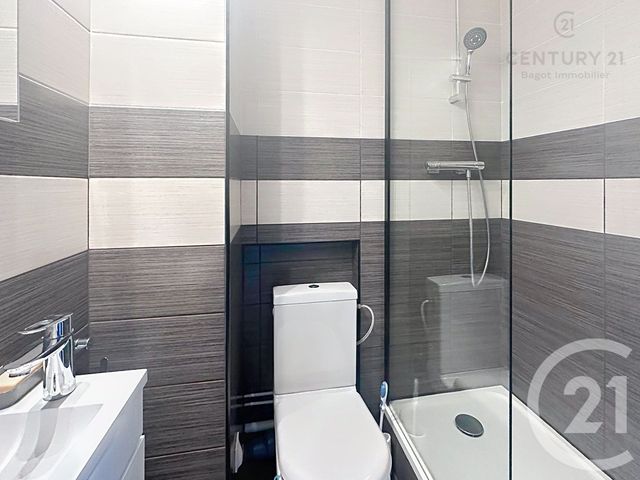 Appartement Studio &agrave; louer - 1 pi&egrave;ce - 20,08 m2 - Blonville Sur Mer - 14 - BASSE-NORMANDIE