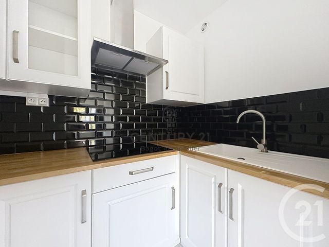 Appartement F2 &agrave; louer - 2 pi&egrave;ces - 35,71 m2 - Villers Sur Mer - 14 - BASSE-NORMANDIE