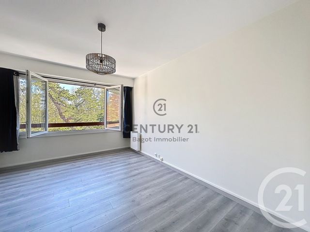 Appartement F2 &agrave; louer - 2 pi&egrave;ces - 35,71 m2 - Villers Sur Mer - 14 - BASSE-NORMANDIE