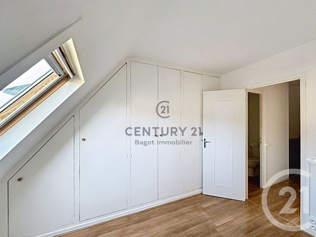 Appartement F4 &agrave; louer - 4 pi&egrave;ces - 65 m2 - Pont L Eveque - 14 - BASSE-NORMANDIE