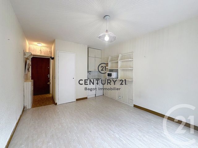 Appartement F1 &agrave; louer - 1 pi&egrave;ce - 18 m2 - Villers Sur Mer - 14 - BASSE-NORMANDIE