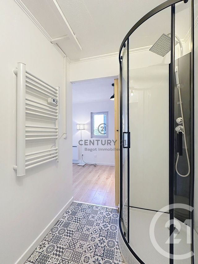 Appartement Studio &agrave; louer - 1 pi&egrave;ce - 24 m2 - Varaville - 14 - BASSE-NORMANDIE