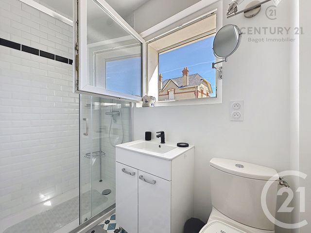 Appartement F2 &agrave; louer - 2 pi&egrave;ces - 29,58 m2 - Blonville Sur Mer - 14 - BASSE-NORMANDIE